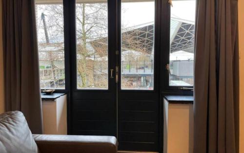  Modern Studio In Tilburg Kitchen & Bathroom in Tilburg