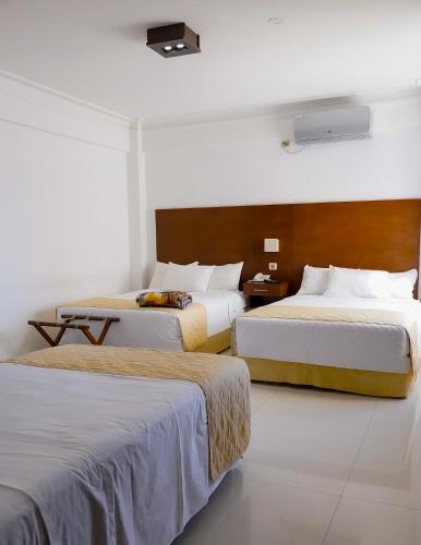 3 double beds