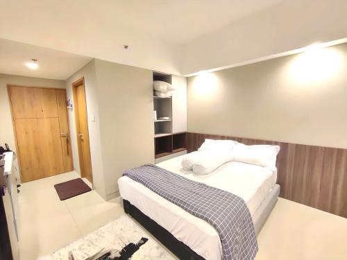 Furnished Studio, 5 mins to LRT Jabodebek Station