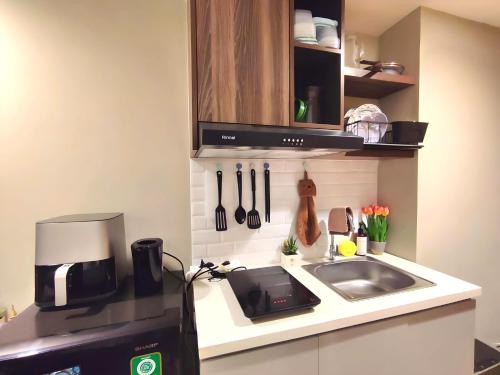 Furnished Studio, 5 mins to LRT Jabodebek Station Furnished Studio, 5 mins to LRT Jabodebek Station