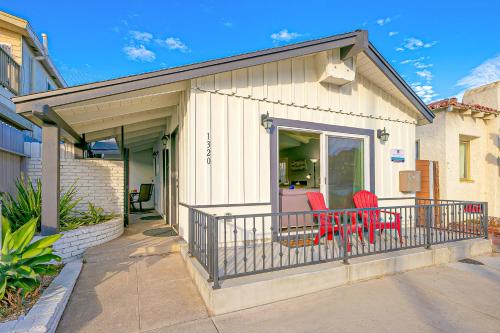 Duplex Across the Street from Beach & Boardwalk