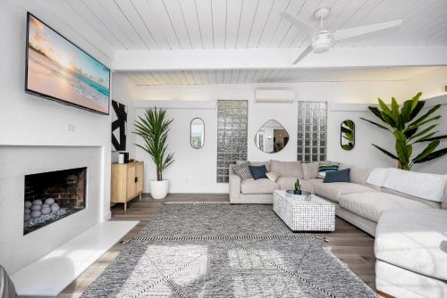 Spacious Home with 7 Beds minutes from Mission Bay in Linda Vista