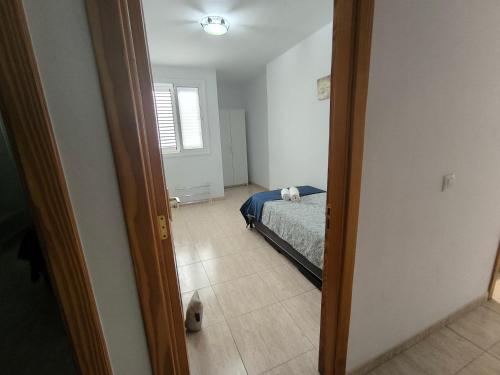 AR Home - Apartamento de 3 dormitorios con ascensor en Las Huesas, Telde