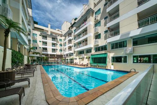 泳池, Bombinhas Summer Beach APT 333 in 邦马宾哈斯