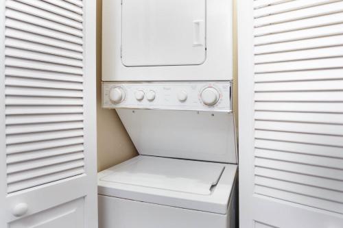 Hendo Hideaway A 2bed/1bath thumb 3