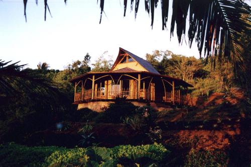 Maui Eco Retreat thumb 4