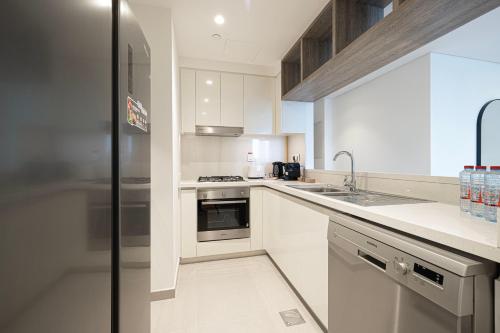 Burj Khalifa View, High Floor, Dubai Mall Access, Gym, Infinity-Pool, Playground, BBQ, Family Friendly, Dubaj (fotografie 9)