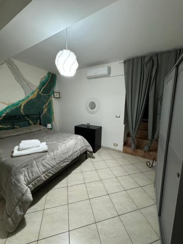 La casetta 75, Naples