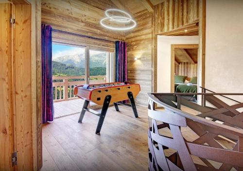 Chalet Caramel - OVO Network - image 13