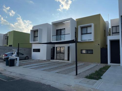 Exterior view, Kaab: Exclusividad y confort en un oasis vacacional con piscina in Sitpach