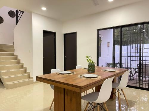 Facilities, Kaab: Exclusividad y confort en un oasis vacacional con piscina in Sitpach