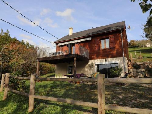 Gîte Vieillevie, 3 pièces, 4 personnes - FR-1-742-16 - Location saisonnière - Vieillevie