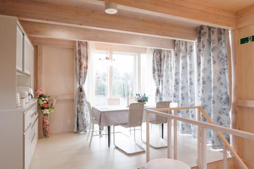 Platina Luxe House