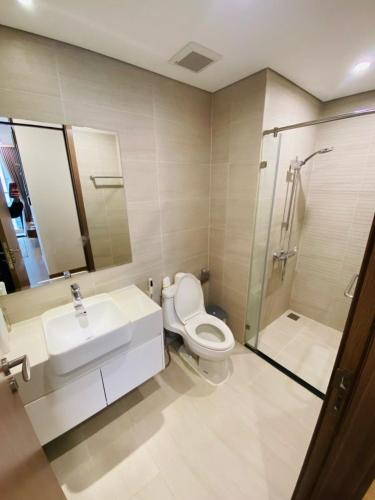 Three-Bedroom Apartment room in Vincom Plaza Vinhomes Sky Lake Phạm Hùng Mỹ Đình