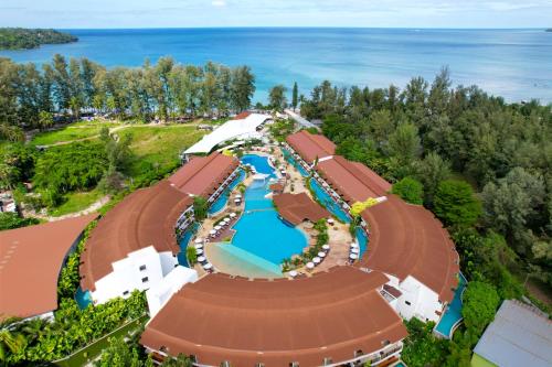 Arinara Beach Resort Phuket Beachfront, pláž