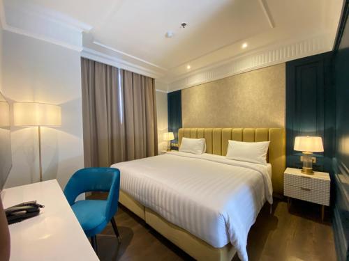 room detail thumbnail 1