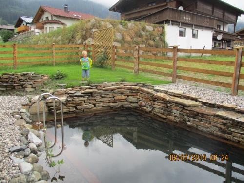 Penthousewohnung mit Garten Sauna Pool in Maishofen, Österreich
