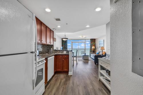Ocean View 1BR Condo with Private Balcony