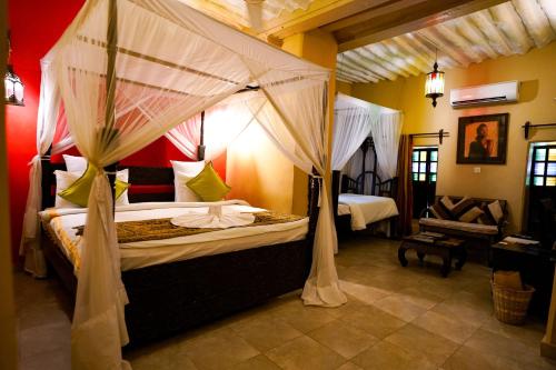 Superior Suite image 6