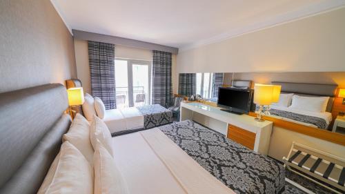 Triple room