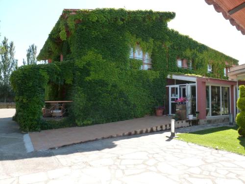 Hotel H con Encanto in Monzón