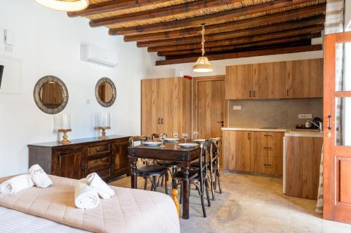 virtuve, Stone Court Boutique Studios in Miliou