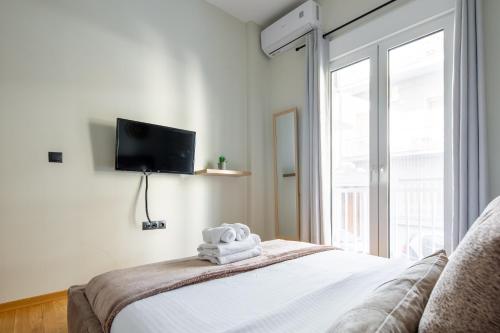 Cesily 2-Bedroom Apartment in Athens - image 2