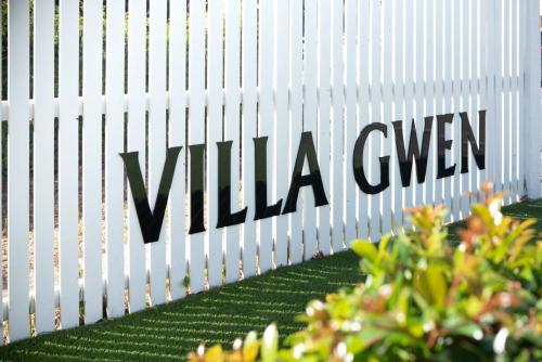 Villa Gwen: Character Home Moments from the City