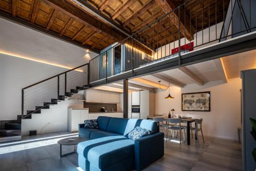 NEW 2024 - ANCIENT GRAVEDONA - where Lake Como classic style meets modern design and comforts - Larihome A40, Gravedona