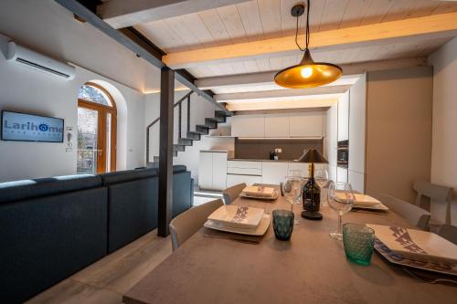 NEW 2024 - ANCIENT GRAVEDONA - where Lake Como classic style meets modern design and comforts - Larihome A40, Gravedona (zdjęcie 5)