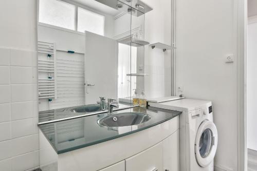 Apartment image 10