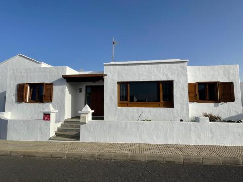 Casa Guanapay by Vulcano Homes in Teguise