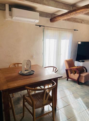 Iekārtas, Maison Murato in San-Giuliano