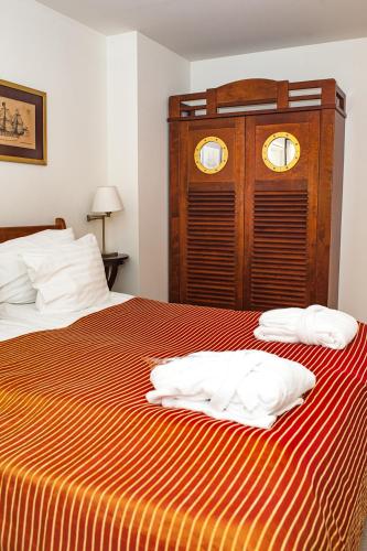 Port Hotel - image 3