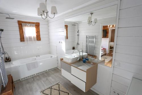 Les Suites Les Suites