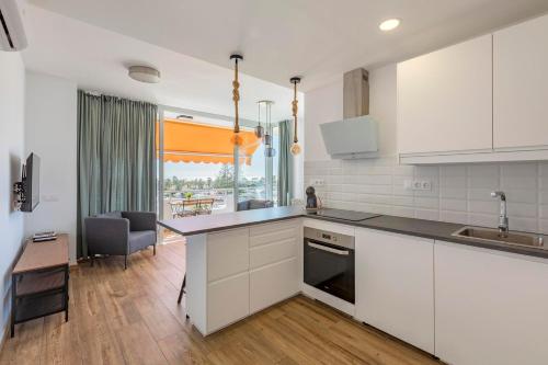 Barbados 401 by VillaGranCanaria - image 3
