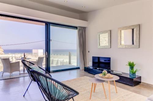 Windsurf Beach Apartment - image 6