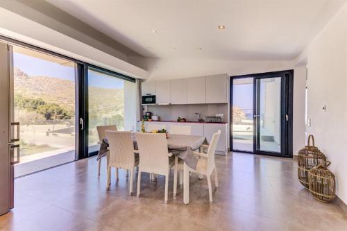 Windsurf Beach Apartment - image 11