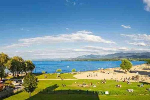 Appartement d'une chambre avec vue sur le lac terrasse amenagee et wifi a Excenevex