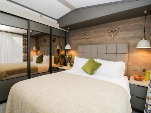 Зовнішній вигляд готелю, Tiggywinkles in Salford