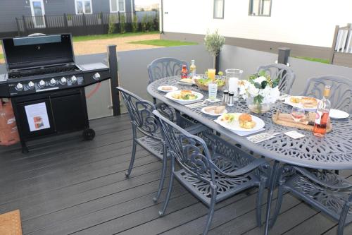 Зовнішній вигляд готелю, Tiggywinkles in Salford