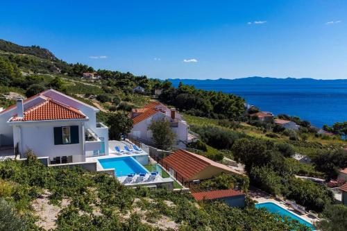 Beautiful sea view Villa di Goya with heated pool