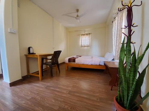 Triple Room with Private Bathroom image 7