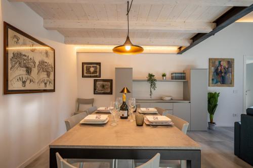 NEW 2024 - ANCIENT GRAVEDONA - where Lake Como classic style meets modern design and comforts - Larihome A40, Gravedona (zdjęcie 8)