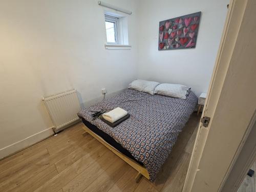 Modern 2 bed /2 bath apartment