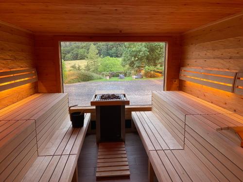 Hotel - Restaurant Bastenhaus - Dannenfels