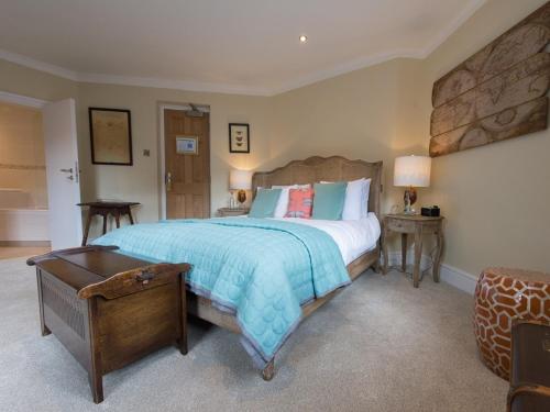 Darwin's Townhouse - image 3