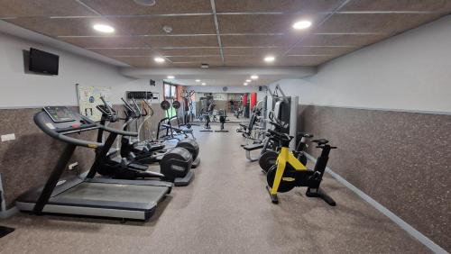 Residencia Universitaria Resa Giner de Los Rios - 피트니스 센터