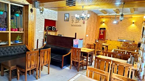 Hotel Shandela near mall road photo 5