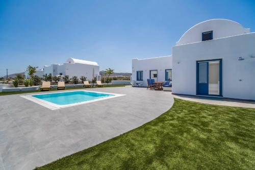 Beautiful Santorini Villa - 2 Bedrooms - Villa Journey - Private Pool and Magical Sea Views - Karterados